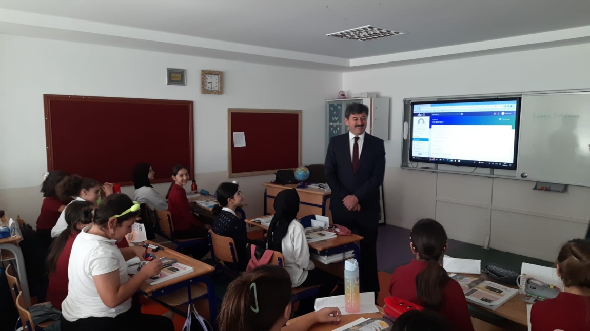 Çankaya İlçe Milli Eğitim Müdürü Ayhan Işık’ın Okulumuzu Ziyareti